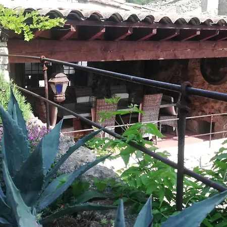La Bastide Sous Les Tours - D'hotes De Charme Frühstückspension 3*