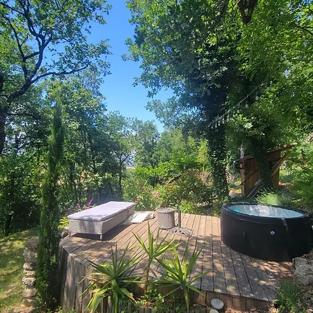 Frühstückspension La Bastide Sous Les Tours - D'hotes De Charme 3*