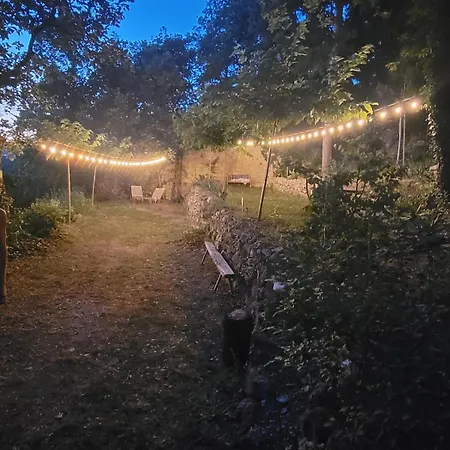 Frühstückspension La Bastide Sous Les Tours - D'hotes De Charme Grane